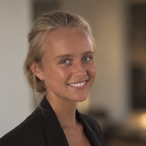 Portræt af Emilie Just-Bomholt